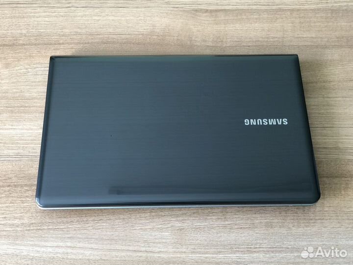 Ноутбук Samsung np355v5c