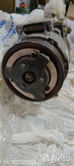 Компрессор кондиционера Фольксваген 1K0 820 803 s