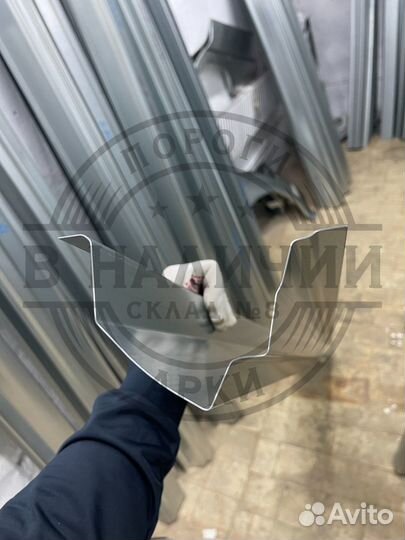 Ремонтный порог правый Nissan Primera P11