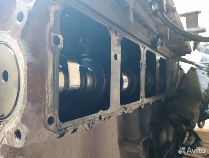 Двигатель в разборе Scania DC13