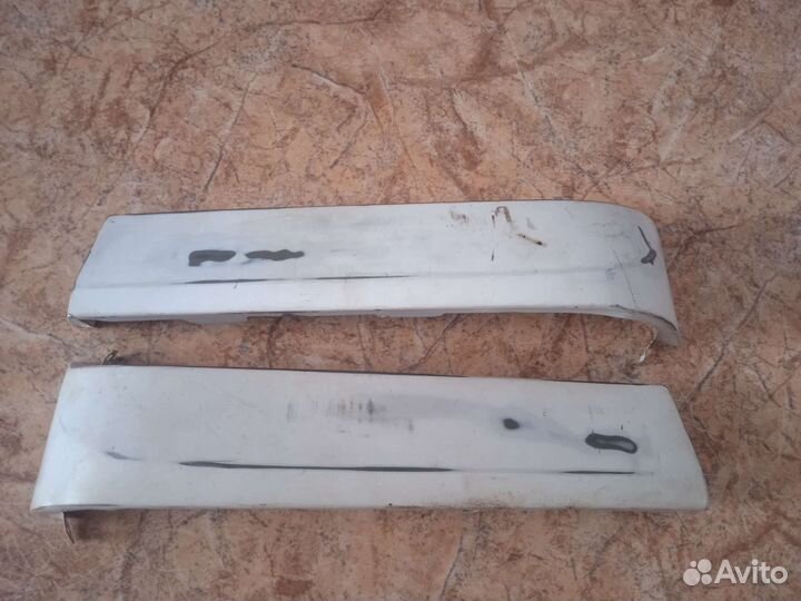 Планка под стоп-сигнал Toyota Carina 96-98 AT210