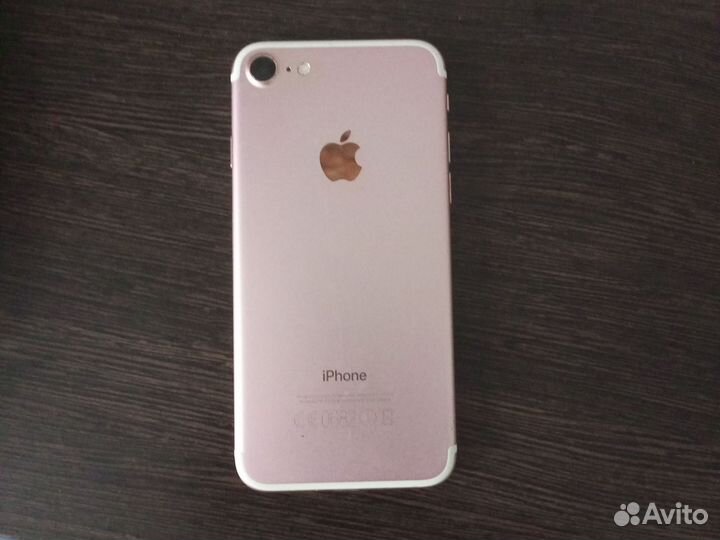 iPhone 7, 32 ГБ