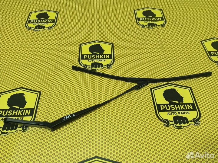 Поводок стеклоочистителя передний левый Volkswagen