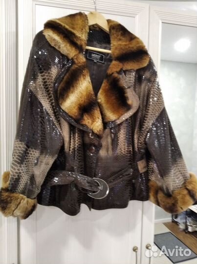 Женская одежда