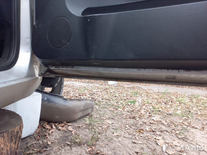 Передняя правая дверь Lifan Breez 520