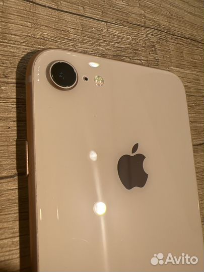 iPhone 8, 64 ГБ
