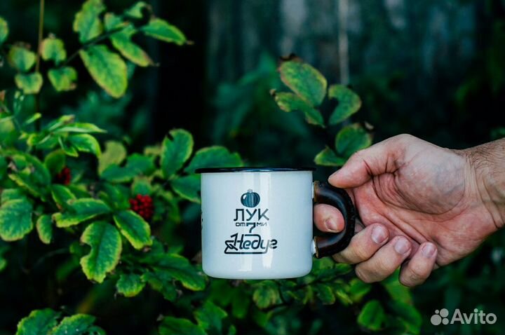 Эмалированная кружка с рисунком