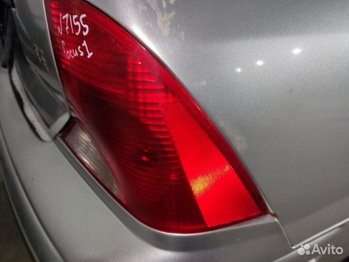 Фонарь задний правый Ford Focus 1 седан 2.0I
