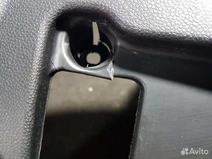 Кожух рулевой колонки mazda 3 bk