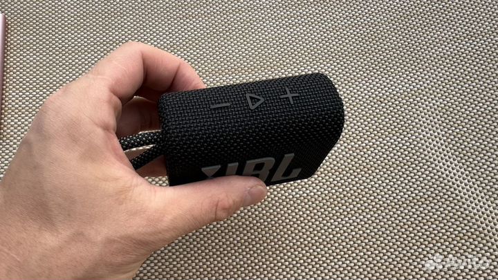 Беспроводная колонка Jbl go 3