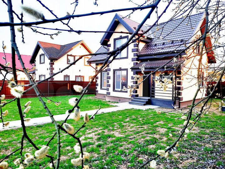 Дом 167 м² на участке 8 сот.