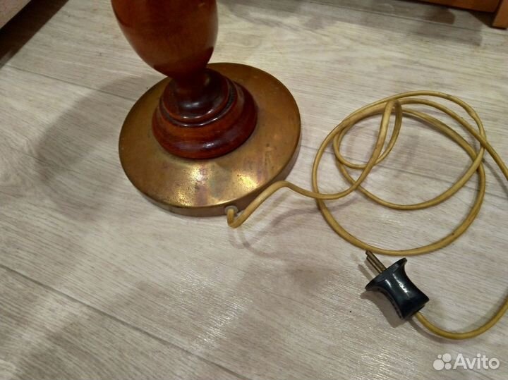 Настольная лампа СССР дерево-стекло