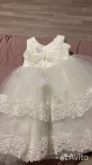 Платье праздничное 110-116
