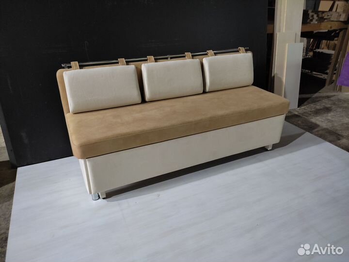 Диван в кухню