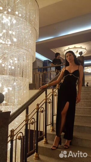 Идеальное вечернее платье,на выпускной 42р