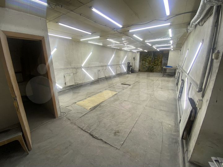 Гараж, > 30 м²