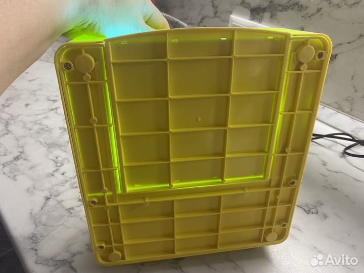 Уф лампа для ногтей