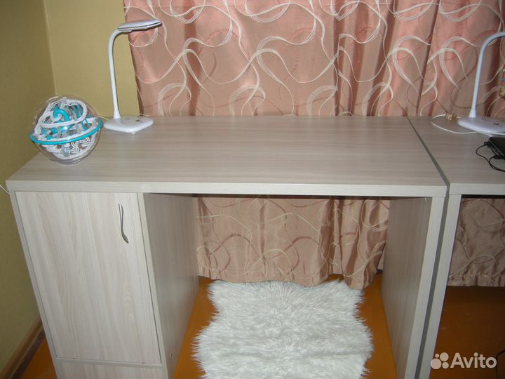 Стол письменный