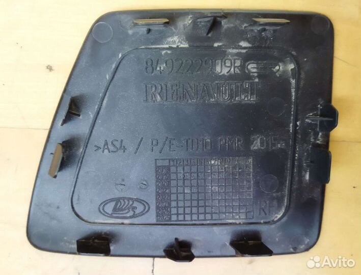 Заглушка крышки багажника Renault Arkana