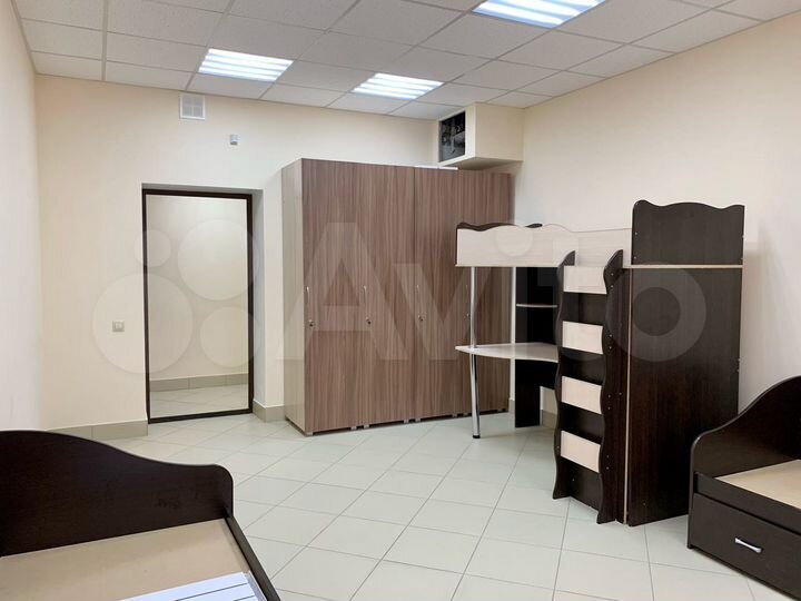 С отдельным входом на Ленинской