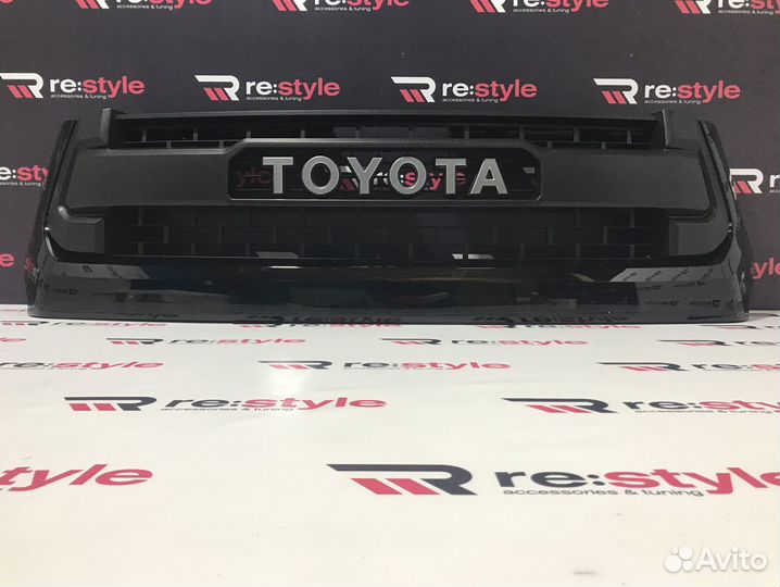 Решетка радиатора Toyota Tundra с 2013 S484