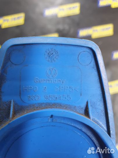 Горловина бачка омывателяФольксваген Гольф 6