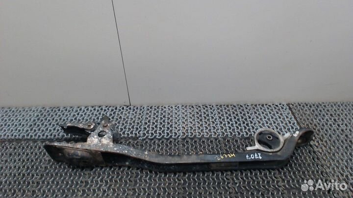 Балка подвески передняя Nissan Micra K11E, 2000