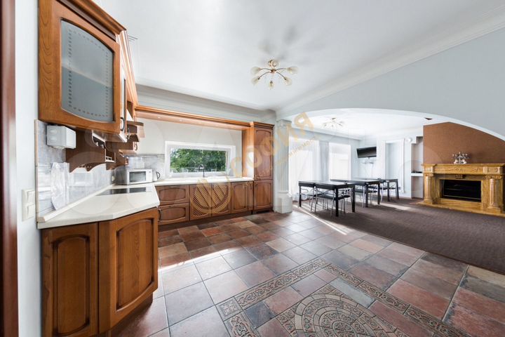 Коттедж 300 м² на участке 2 га