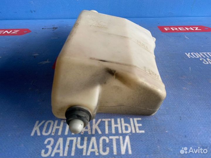 Бачок расширительный Toyota Land Cruiser 105