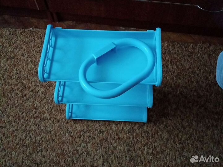 Полки для ванной комнаты с зеркалом