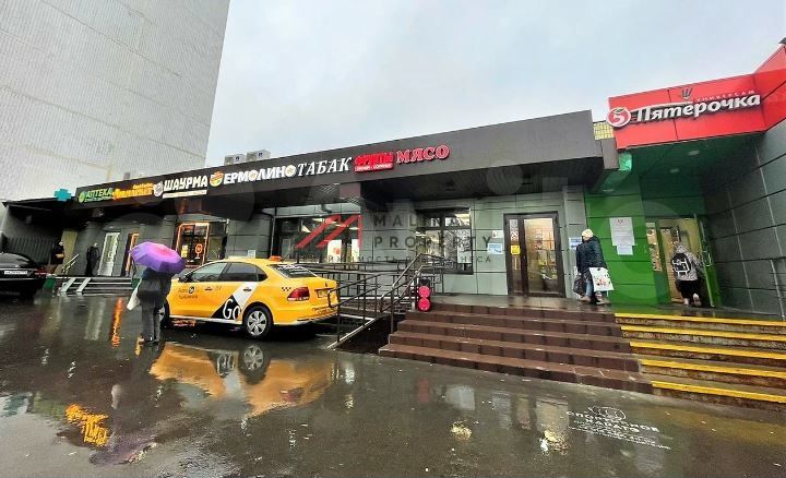 Продам торговое помещение, 348 м²