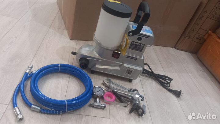 Безвоздушный окрасочный аппарат