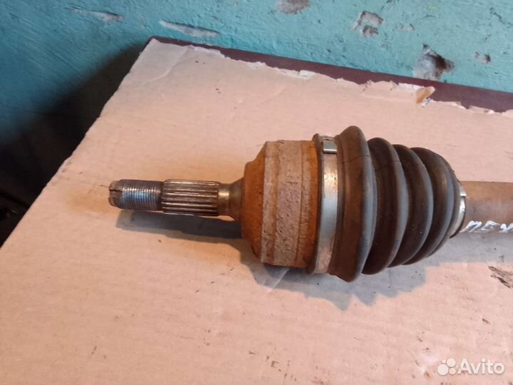 Привод левый Peugeot 206