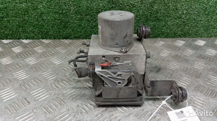 Блок abs Volkswagen Tiguan