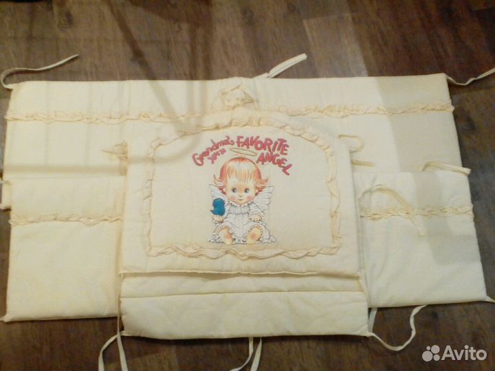 Бортики в кроватку