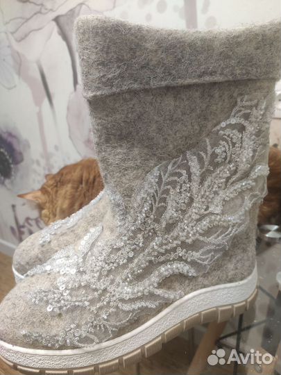 Валенки с вышивкой на подошве 40-42