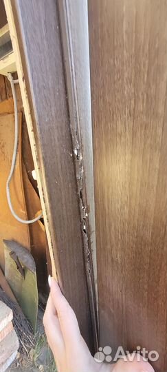 Двери межкомнатные 2 штуки 700 и 800