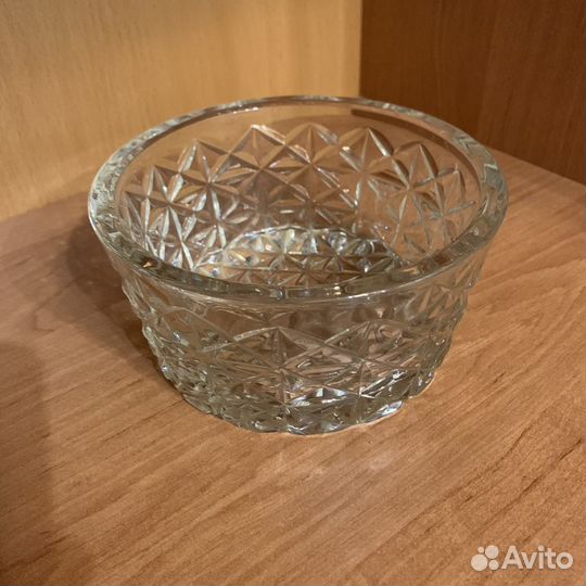 Хрустальная ваза