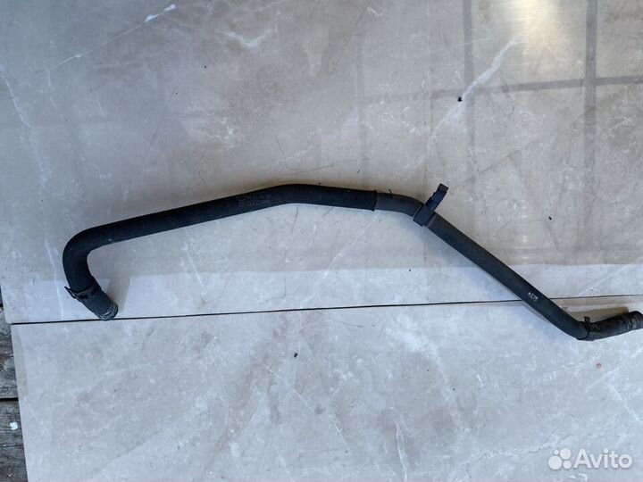 Патрубок системы охлаждения Audi A8 D3