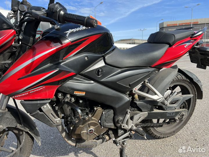 Bajaj Pulsar NS200