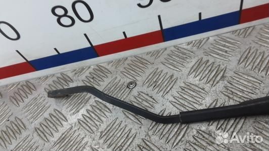 Щеткодержатель лобового стекла peugeot 406 (3ST13O