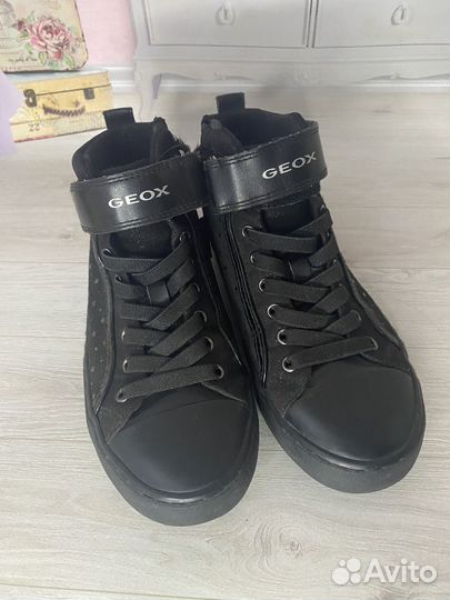 Кеды для девочки geox 35