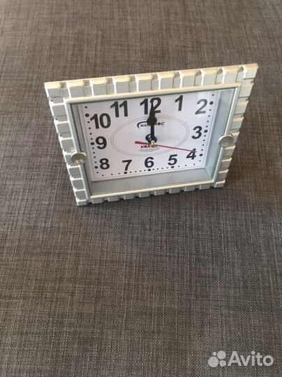 Часы настенные Космос