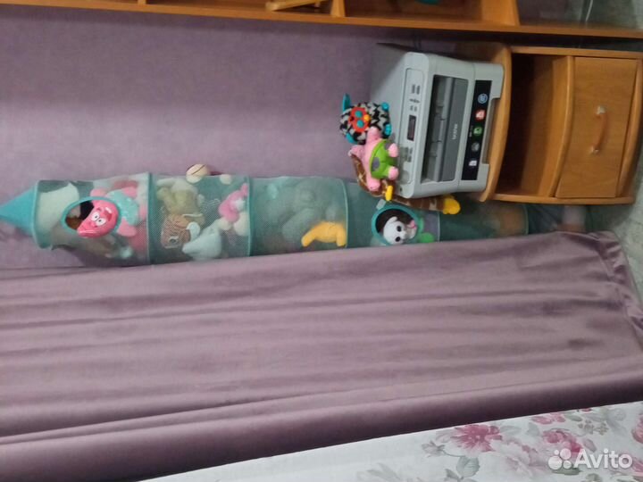 Очень много мягких игрушек