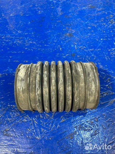 Патрубок воздушного фильтра Lexus Is XE30 2AR-FSE