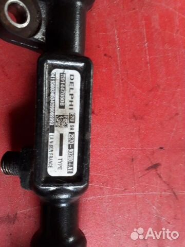 Топливная рейка (форсунки) Ford Transit FY 2.0L