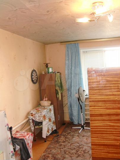 Комната 18 м² в 8-к., 6/9 эт.