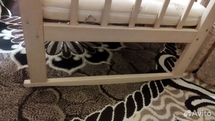 Детская кроватка Babyton