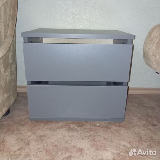 Тумба прикроватная