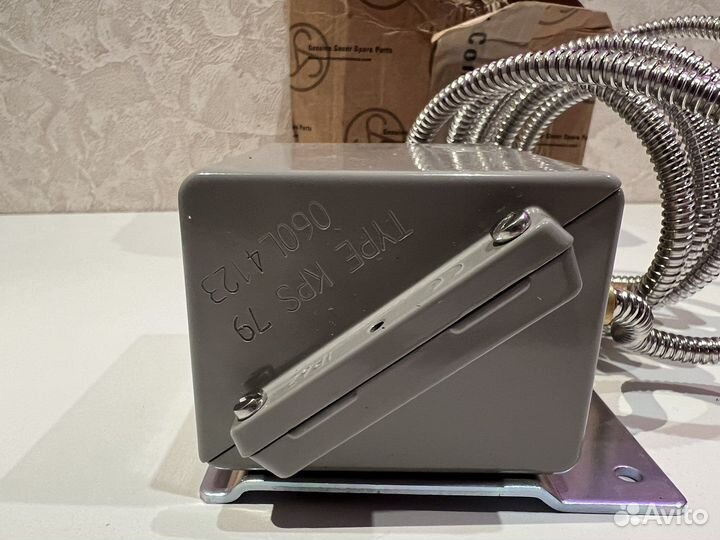 Danfoss KPS 79, 060L4123, Реле температуры